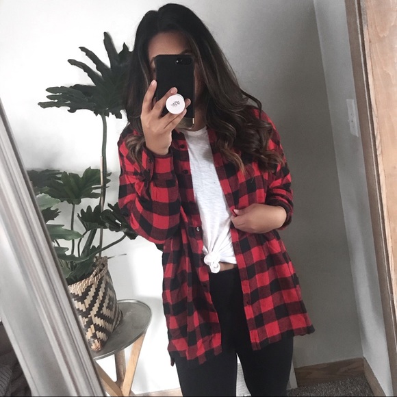 >>LAST<< Tori Buffalo Plaid Button-up Flannel - Picture 2 of 7